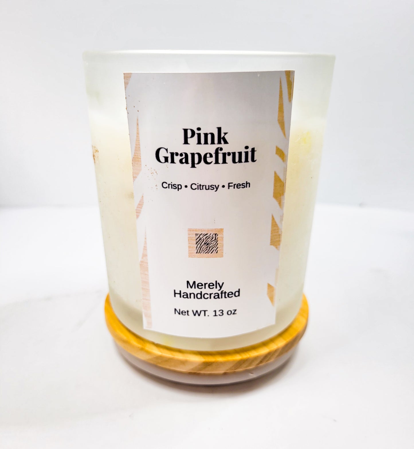 Pink Grapefruit Candle - Crisp Citrusy Fresh Scent - 13 oz - Energizing & Refreshing for Everyday Use