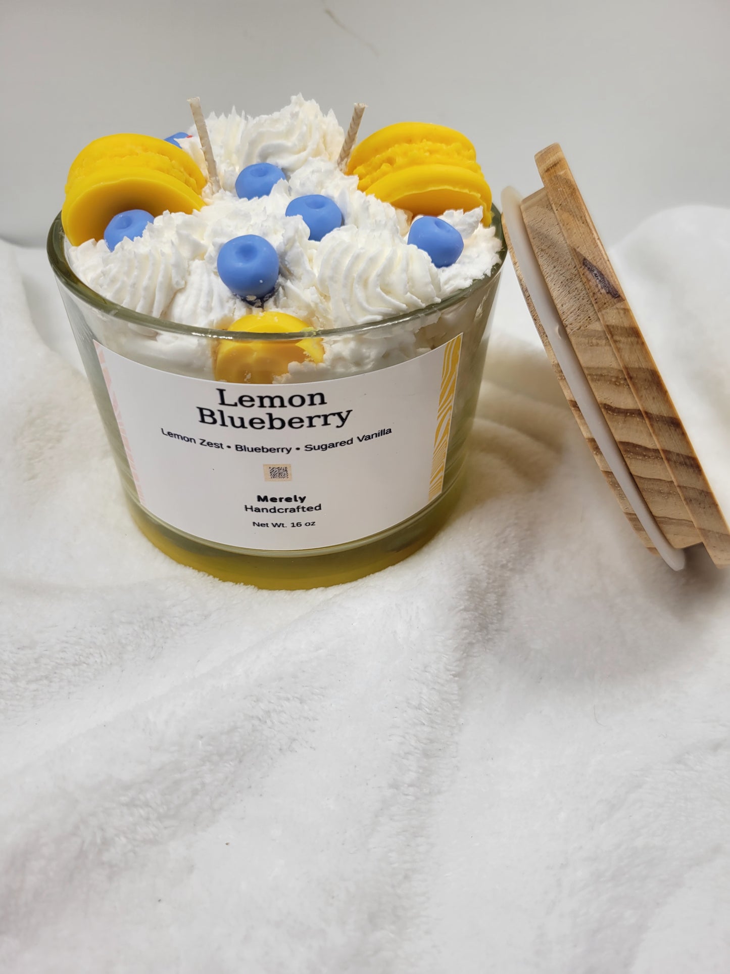 Lemon Blueberry Dessert Candle – Bakery Inspired Whipped Wax Candle
