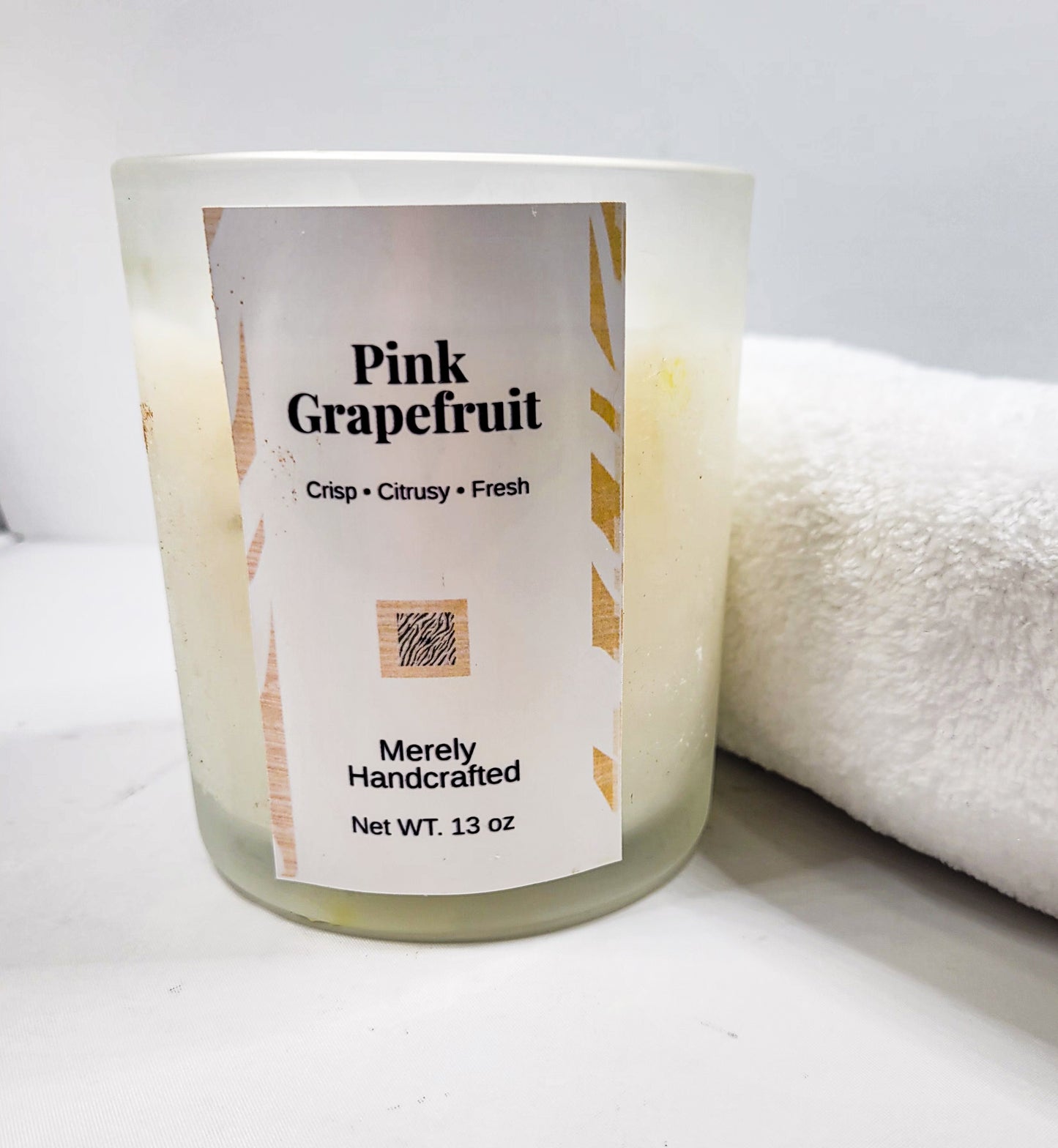 Pink Grapefruit Candle - Crisp Citrusy Fresh Scent - 13 oz - Energizing & Refreshing for Everyday Use